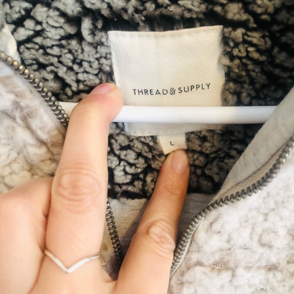 Cozy Thread & supply pullover sweater - Picture 5 of 10